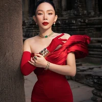 Nguyễn Khoa Tóc Tiên