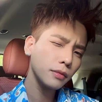 anh Quân