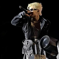 H.ĐỨC DUY - CAPTAINBOY < CỨT TÀM >