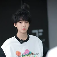 Dương Bác Văn_Hắn