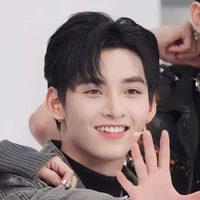 Huỳnh Hoàng Hùng (gem)