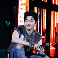 Hùng Huỳnh_Gem