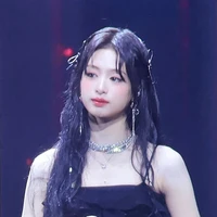 Jung Ahyeon (Yeon)