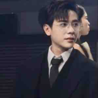 Lê Quang Hùng 