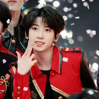 Dương Bác Văn ( Văn Văn)