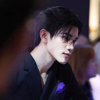 Thầy Fourth 