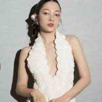 Bảo Anh-chị cô