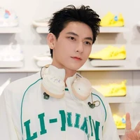 Phạm Lưu Tuấn Tài ( Isaac )
