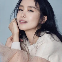 Cha Ji Won (mẹ Eun Woo)