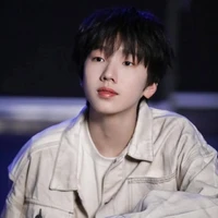 Nhiếp Vĩ Thần
