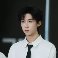Dương Bác Văn_hắn