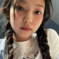 Kim Jennie (Chị)