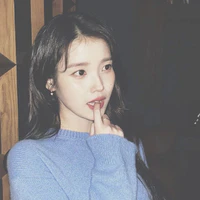 Ji_Eun Manoban (Chị hai)
