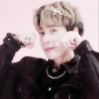 bé khờ(Em t/g)