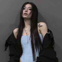 Trần Thảo Linh - Cô 
