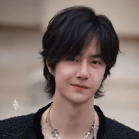 Vương Nhất Bác /10 tuổi/