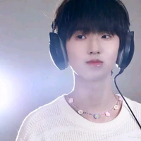 Tả Kỳ Hàm - cậu