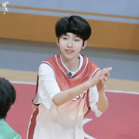 Nhiếp Vĩ Thần