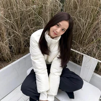 Kim Jisoo (Bác Chaeyoung)