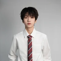 Nhiếp Vĩ Thần
