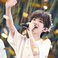 Tả Kỳ Hàm_cậu