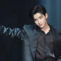 Hùng Huỳnh