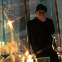 Pond Naravit Lertratkosum