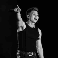 Jun Phạm 