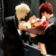 tác giả thân yew