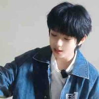 Vương Lỗ Kiệt ( Lúc nhỏ )