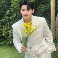Huỳnh Hoàng Hùng - Hùng Huỳnh 