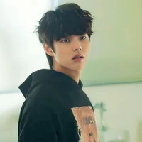 Hyun Woo