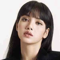 Lalisa Manoban - Cô