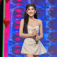 Tú Tú (bạn thân nàng)