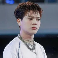 nhỏ tác giả nè