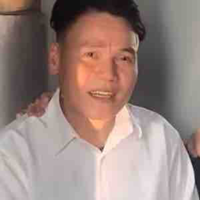 Bố Hùng 