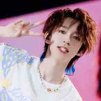 Hạ Tuấn Lâm(cậu)