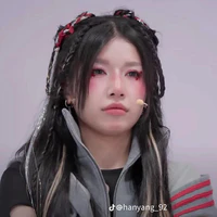 Nick khác của "Bà t/g đẹp gái"