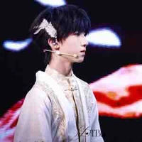 Lục Hoa Vương - Dương Bác Văn 