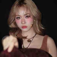 Lê Thy Ngọc [ Gián ]