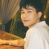 Anh tú