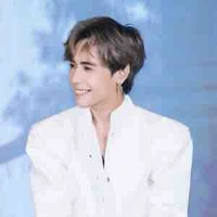 Lê Quang Hùng-phone