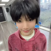 Trương Hàm Thụỵ