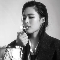 Lingling Kwong (cô)