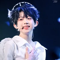 Trần Dịch Hằng - Cậu