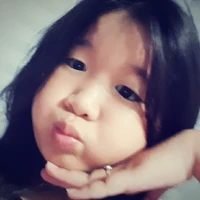 nhỏ sáng tác truyện