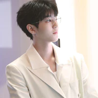 Vương Tuấn Khải