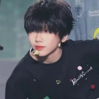 Nhiếp Vĩ Thần