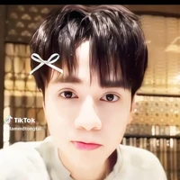 Lê quang hùng<phone>