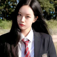 Lee Hyeri (cô)